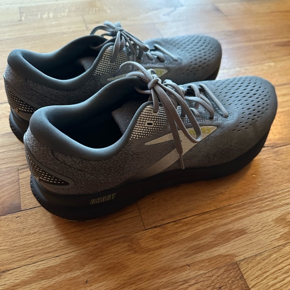 Brooks Ghost 16 Running Shoes - Picture 3 of 6